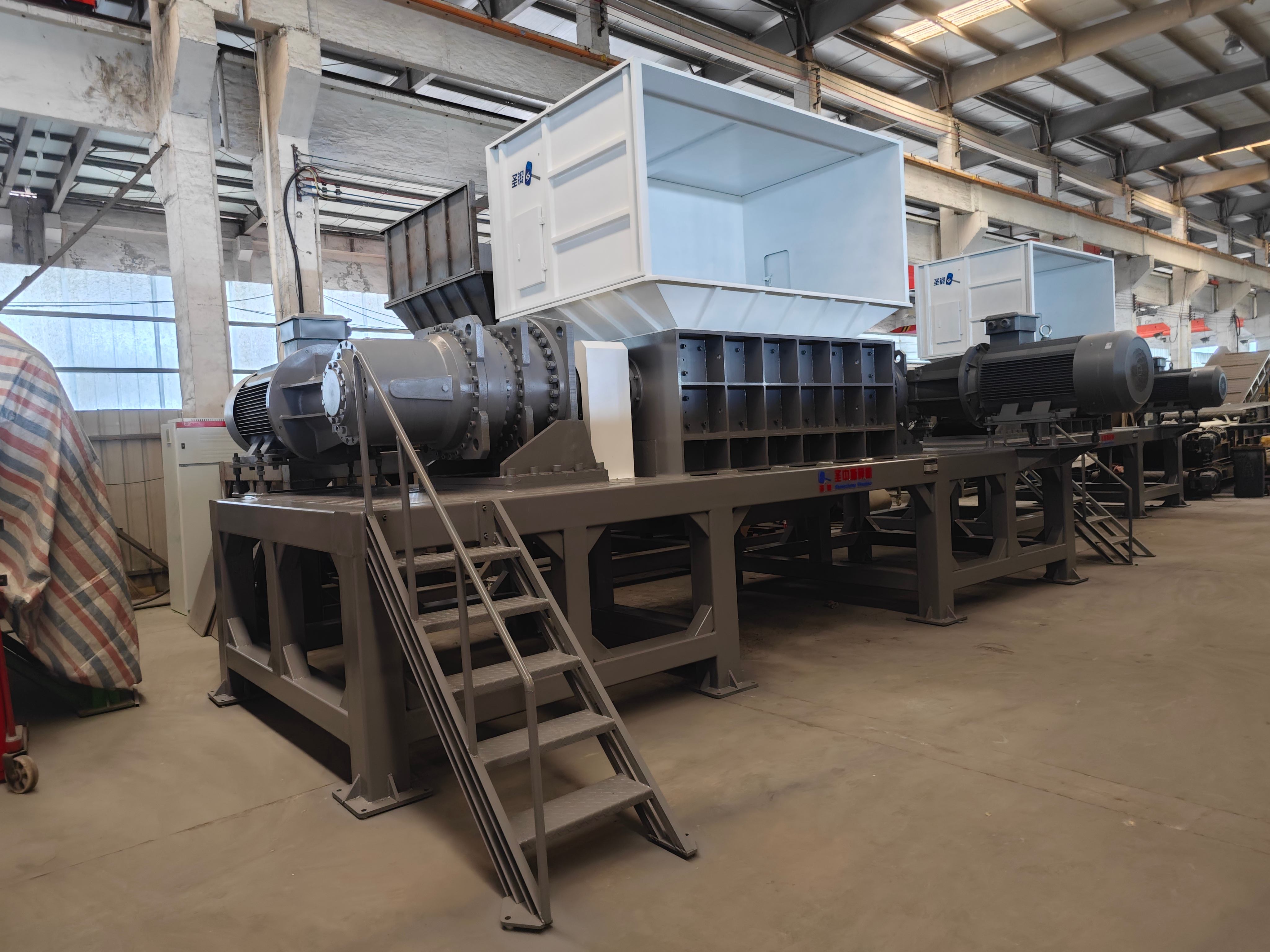 Industrial Shredder Fabrication: Mastering the Art of Heavy-Duty Machinery Building